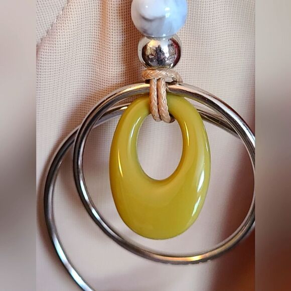 Paris Statement Necklace Rings Beads and Ovals 27" - Picture 3 of 8